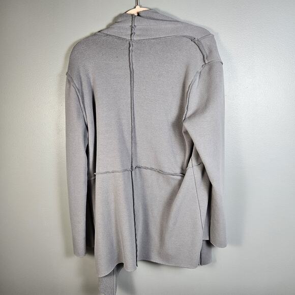 Chicos Zenergy Cardigan Gray Cozy Fleece Exposed Seams Chico’s 1 US 8/10 Medium - Picture 2 of 6